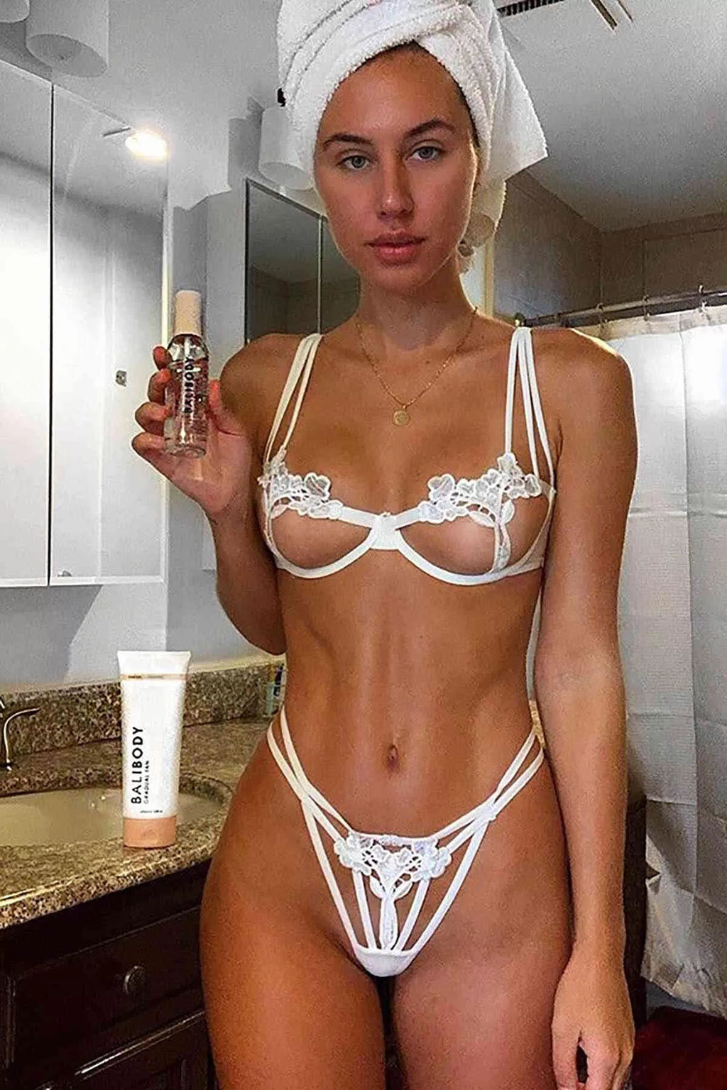 Sens Fantezi İç Giyim Seksi Dikkat Çekici Erotik Sütyen Külot Set Alt Üst Takım Beyaz - 4336