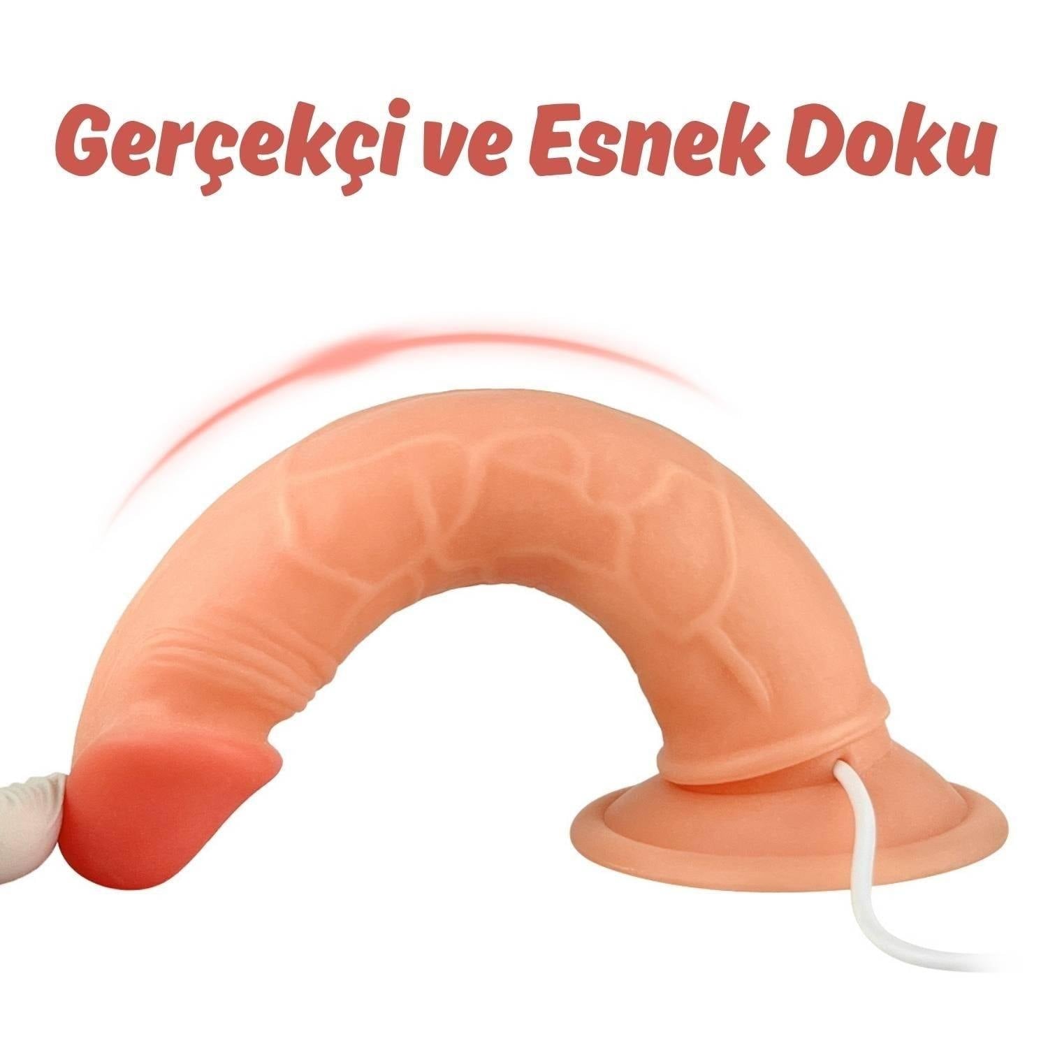 Elvis - Kumandalı Vantuzlu Testissiz Güçlü Titreşimli Gerçekçi Yapay Penis Realistik Dokuda Dildo 18 CM